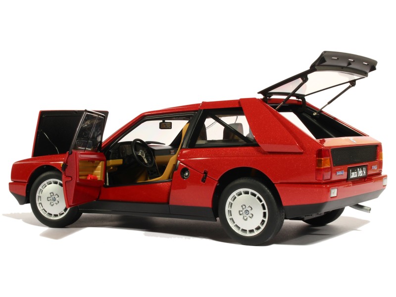 81394 Lancia Delta S4 Stradale 1985