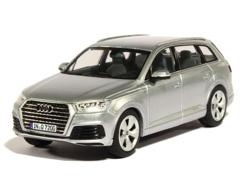 81559 Audi Q7 2015