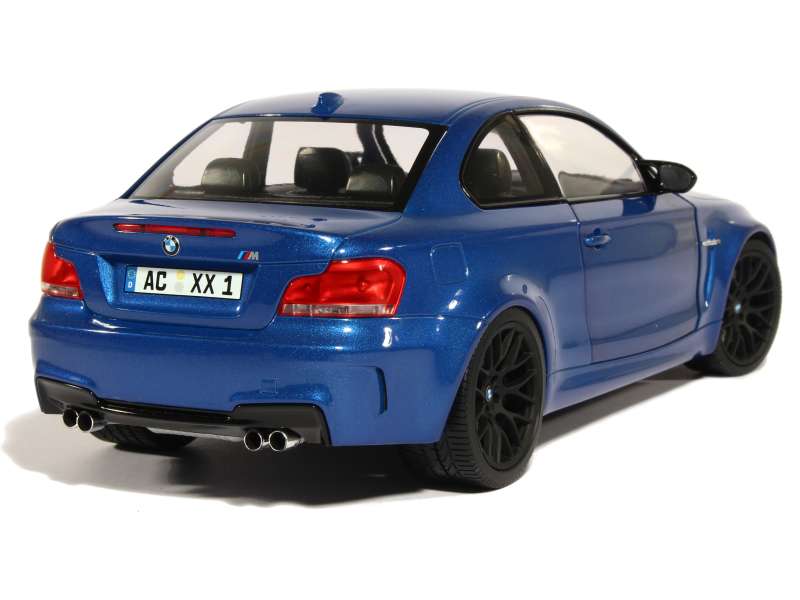 81632 BMW 1M Coupe/ E82 2011