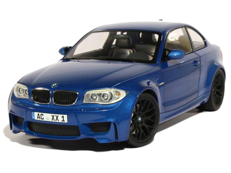 81632 BMW 1M Coupe/ E82 2011