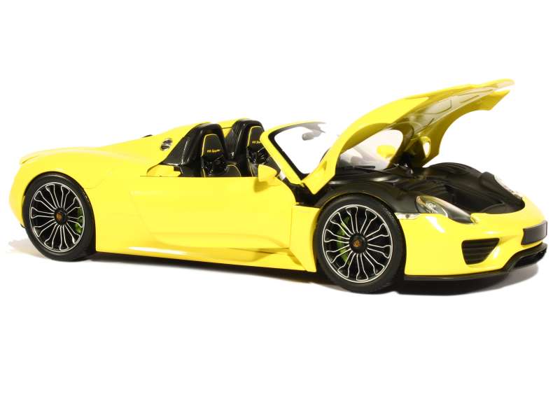 81904 Porsche 918 Spyder 2013