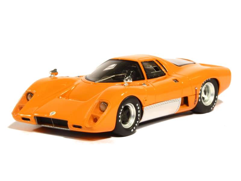 82097 McLaren M6B GT 1969