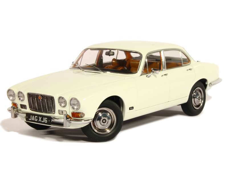82343 Jaguar XJ6 2.8L 1971