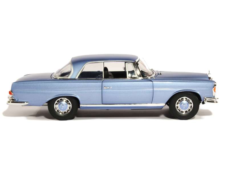 82370 Mercedes 280 SE Coupé/ W111 1969