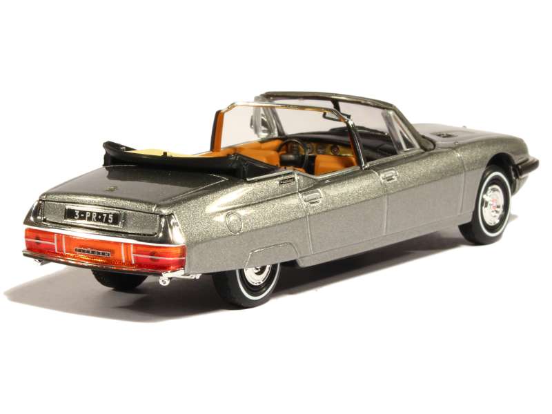 82374 Citro&euml;n SM Pr&eacute;sidentielle 1972