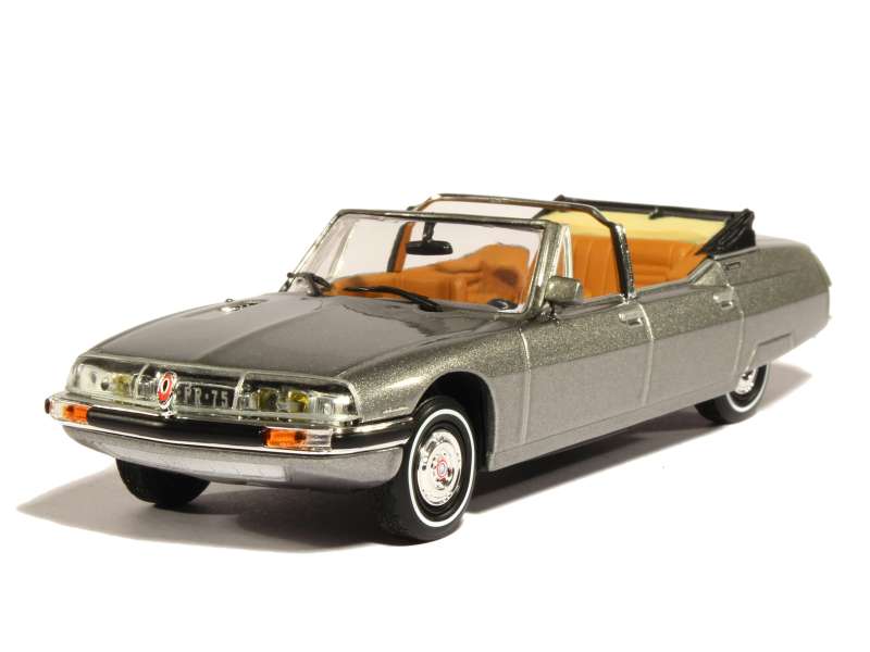 82374 Citro&euml;n SM Pr&eacute;sidentielle 1972