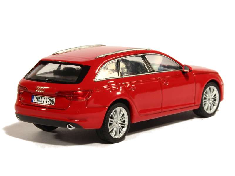 82387 Audi A4 Avant 2016