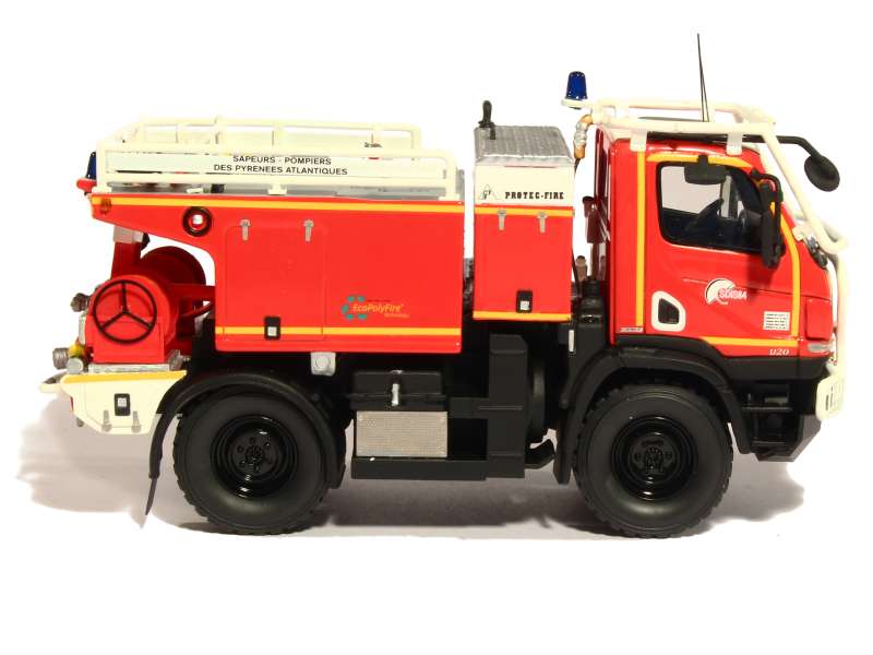 82463 Mercedes Unimog U20 CCF Pompiers 2010