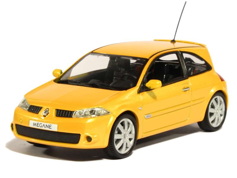 82598 Renault Mégane II RS 2004