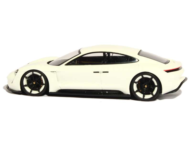 82637 Porsche Mission E Concept 2016