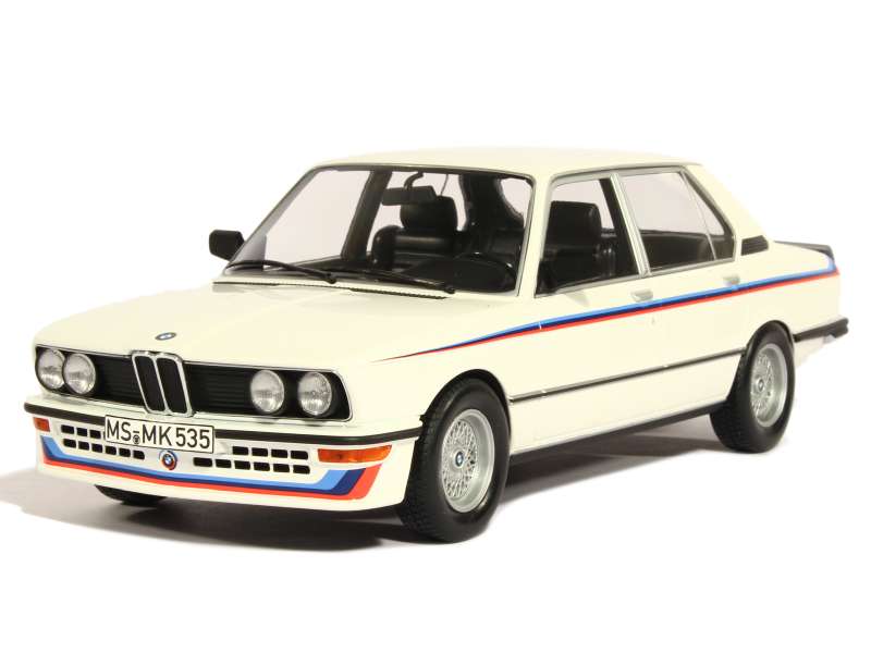 82700 BMW M535i/ E12 1980