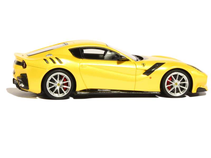82737 Ferrari F12tdf 2016