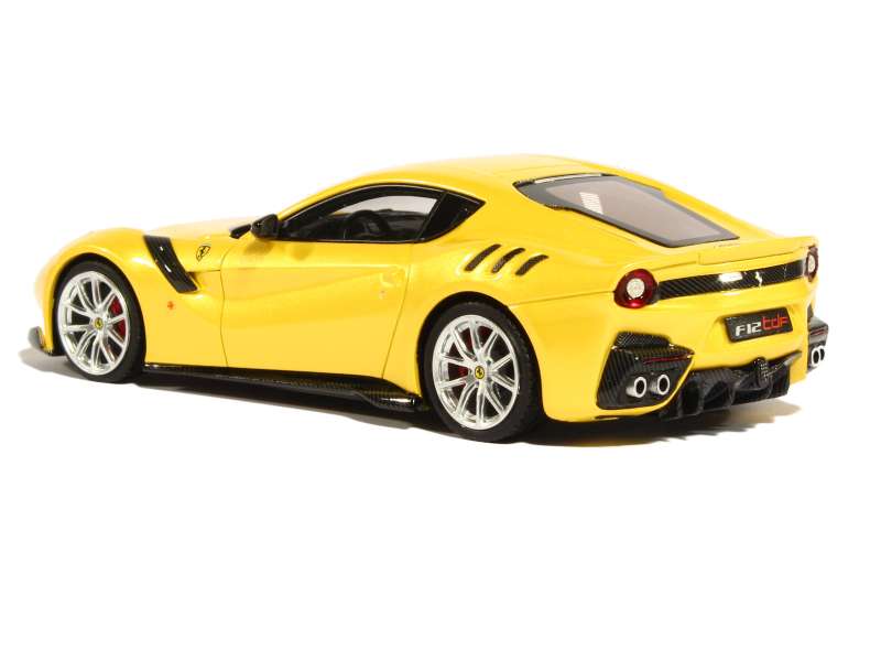 82737 Ferrari F12tdf 2016