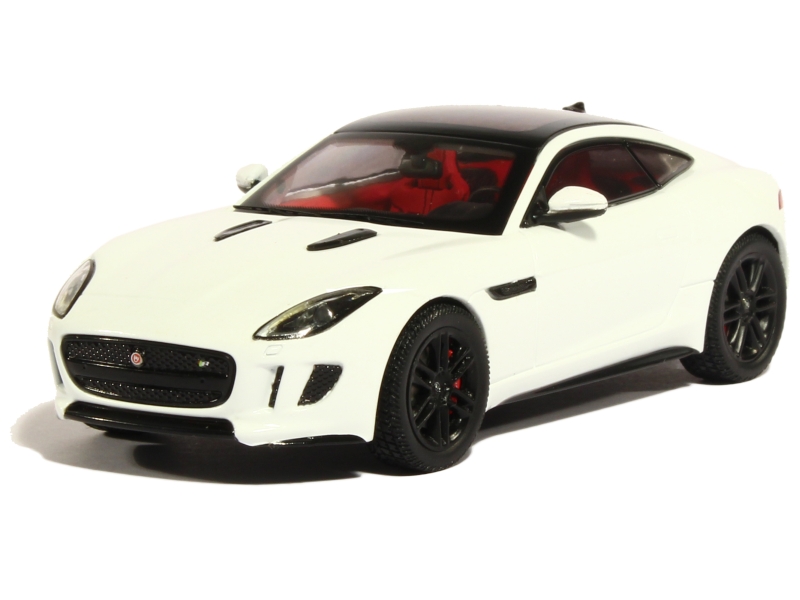 82803 Jaguar F-Type Coupe R 2014