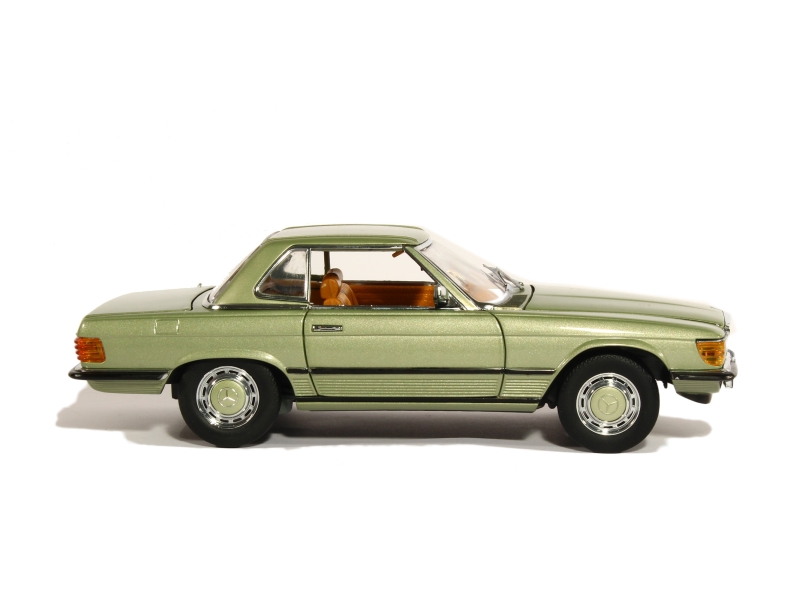 Mercedes-Benz 350SL R107 Hardtop 1977 Bluemet. Sunstar SUN4666 1 18 | Achetez sur