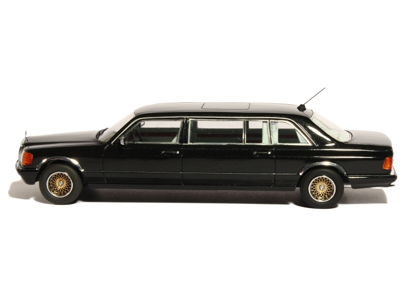 83232 Mercedes SGS Royale/ W126 LWB 1985