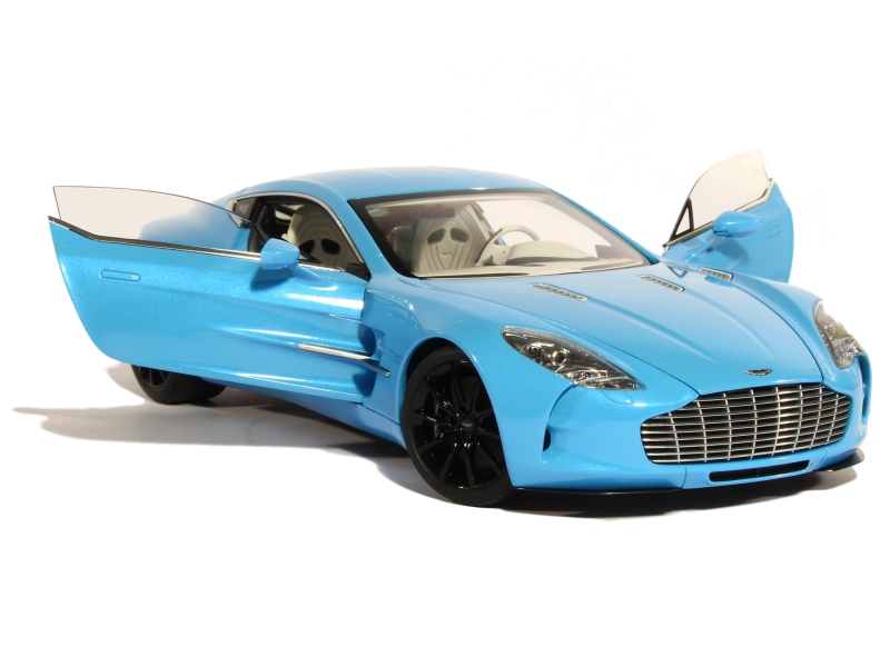83294 Aston Martin One-77 2009
