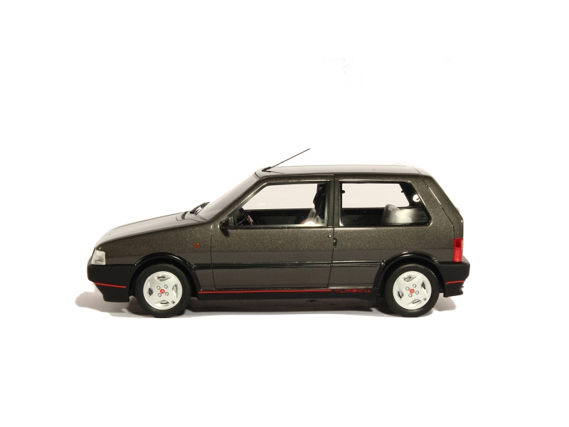 83318 Fiat Uno Turbo S&eacute;rie 2 1990