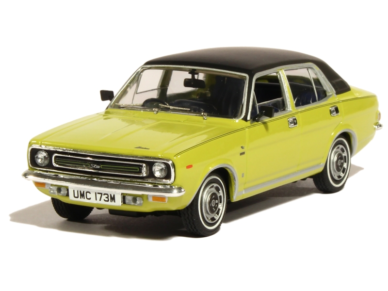 Vintage Die Cast Model of a Rare Vanguards VA06305 Morris Marina