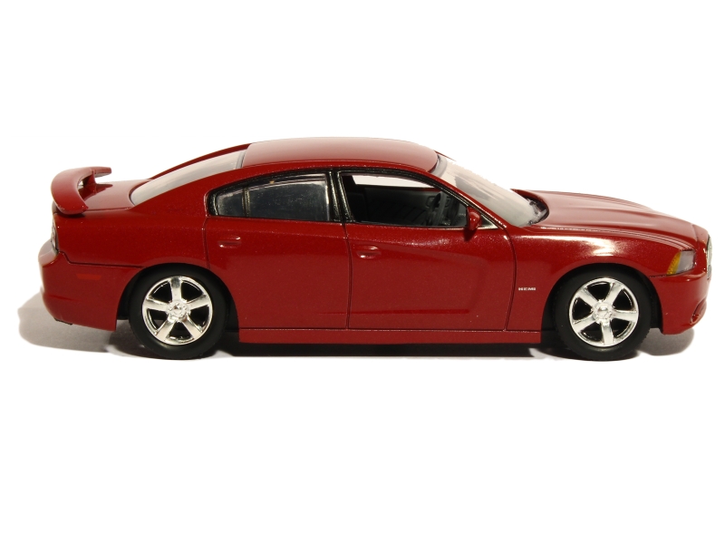 83549 Dodge Charger R/T Max 2012