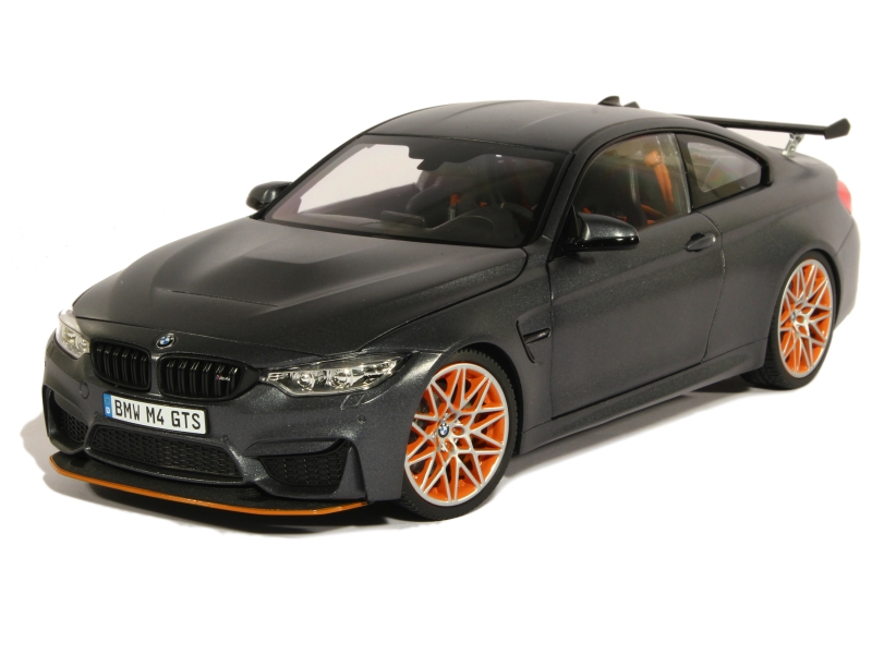 bmw m4 miniature