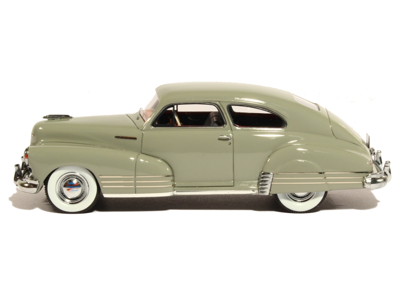 83647 Chevrolet Fleetline Coup&eacute; 1948