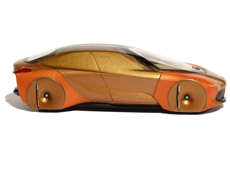 83662 BMW Vision Next 100 2016