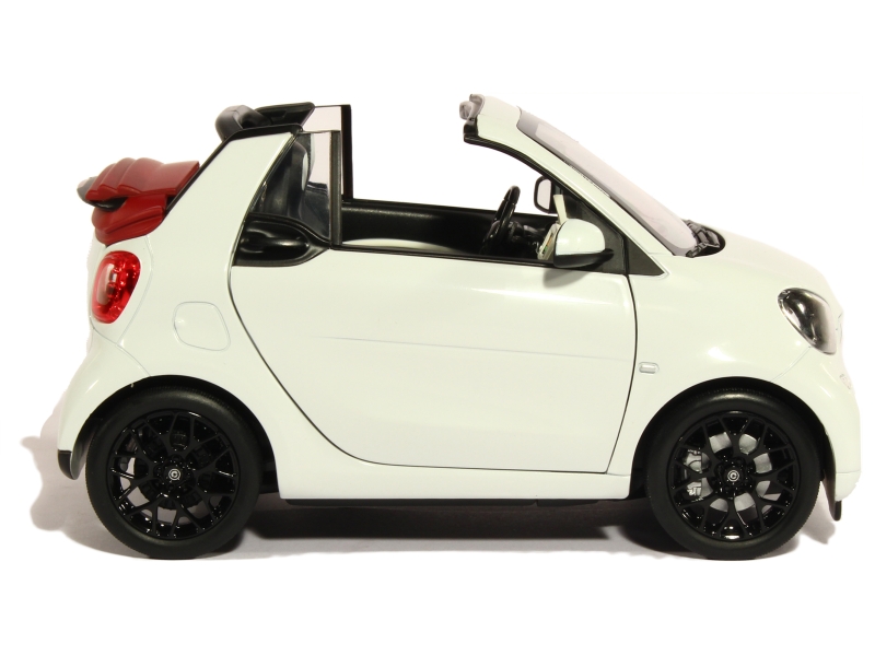 83701 Smart Fortwo Cabriolet 2016