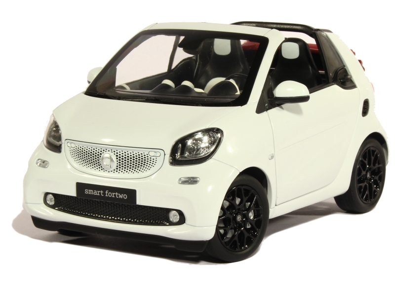 83701 Smart Fortwo Cabriolet 2016
