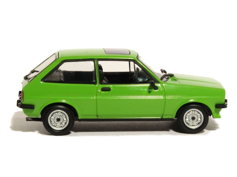 Minichamps Ford Fiesta 1976 Modellauto 1:43 - Sammler Modell Im Hellgrün Original Design