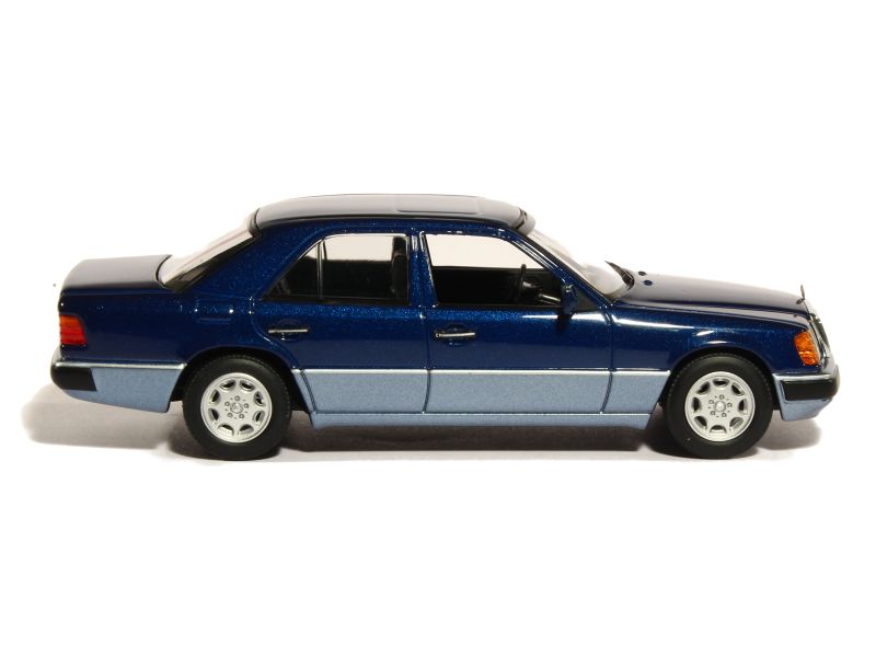 Mercedes-Benz 260 E E-Klasse W 124 Minichamps. 1 43 | Acquisti