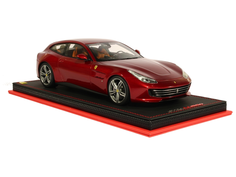 Ferrari GTC4 Lusso ミニカー 赤 Ferrari GTC4 Lusso ミニカー 赤