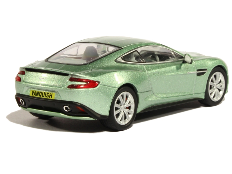 83858 Aston Martin Vanquish 2013