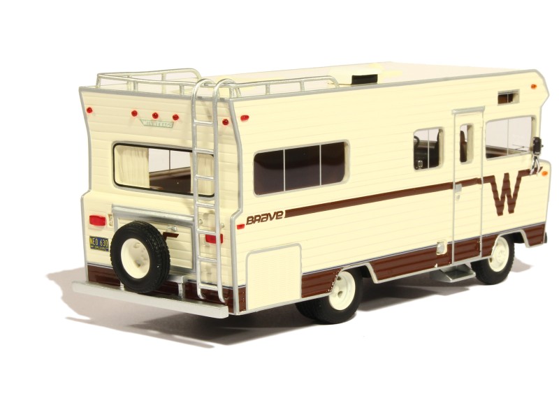 83944 Winnebago Brave Camping Car 1969