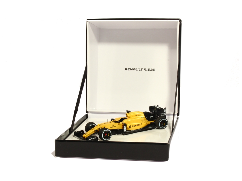 83946 Renault R.S.16 2016