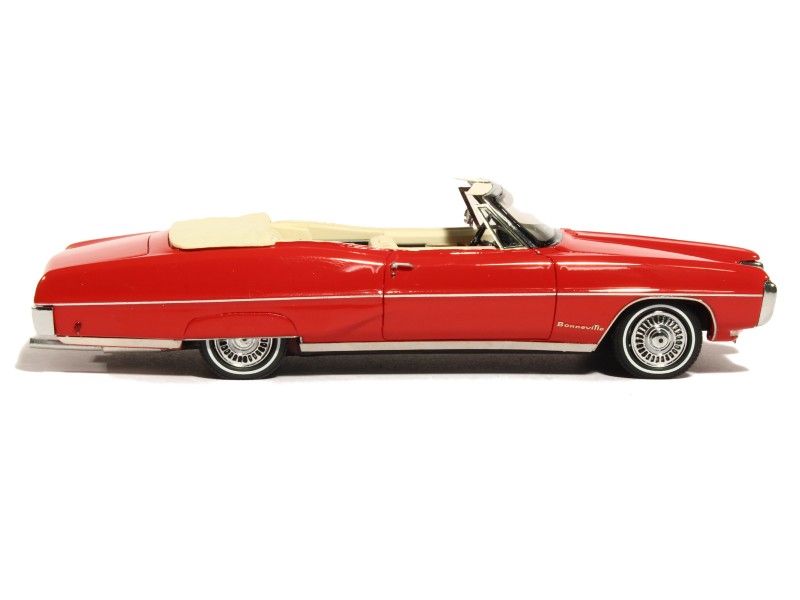 83954 Pontiac Bonneville Cabriolet 1968