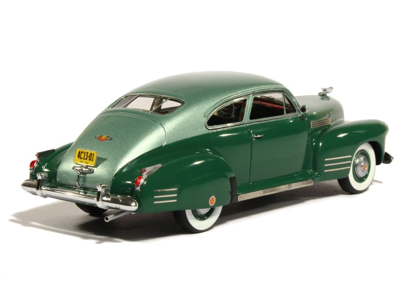 84099 Cadillac Séries 61 Coupé Sedanet 1941
