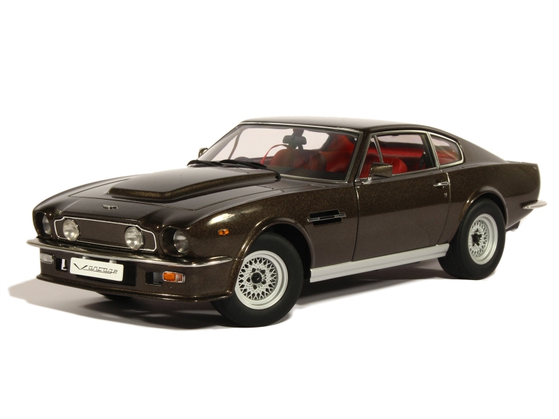 Aston Martin - V8 Vantage 1985 - AUTOart - 1/18 - Autos Miniatures