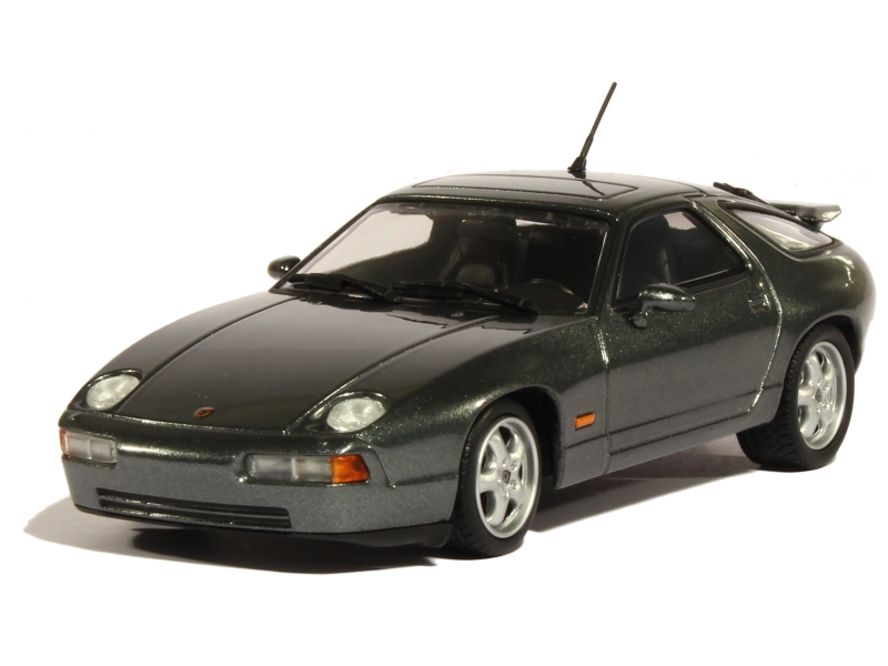 84148 Porsche 928 GTS 1991