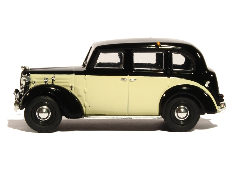 84156 Austin FX3 1954