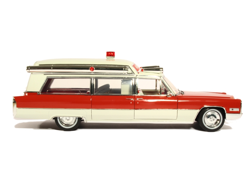 84171 Cadillac S&S 48 High Top Ambulance 1966