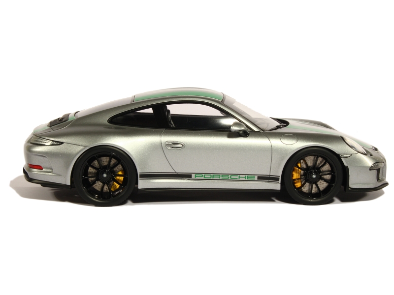 84204 Porsche 911/991 R 2016