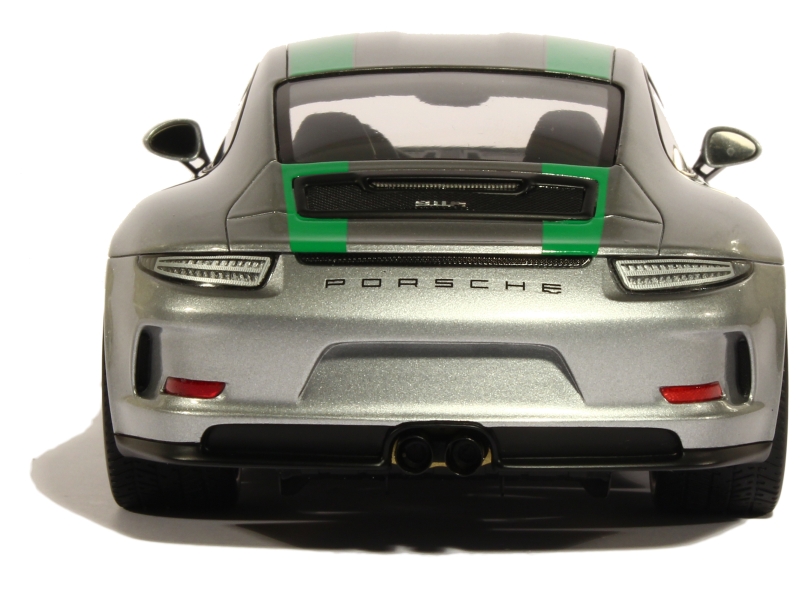84204 Porsche 911/991 R 2016