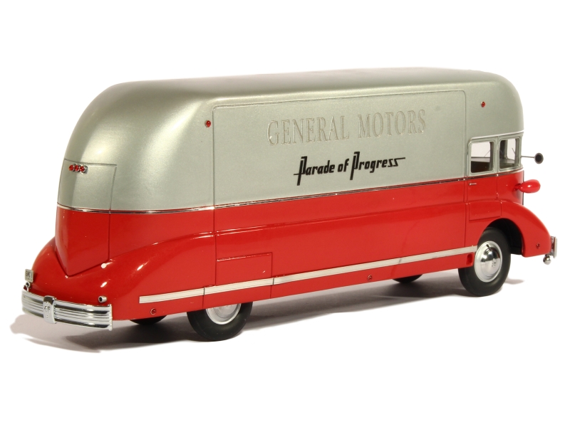 84216 General Motors Streamliner Parade of Progress