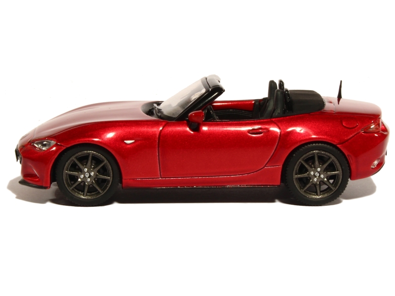 miniature mazda mx5