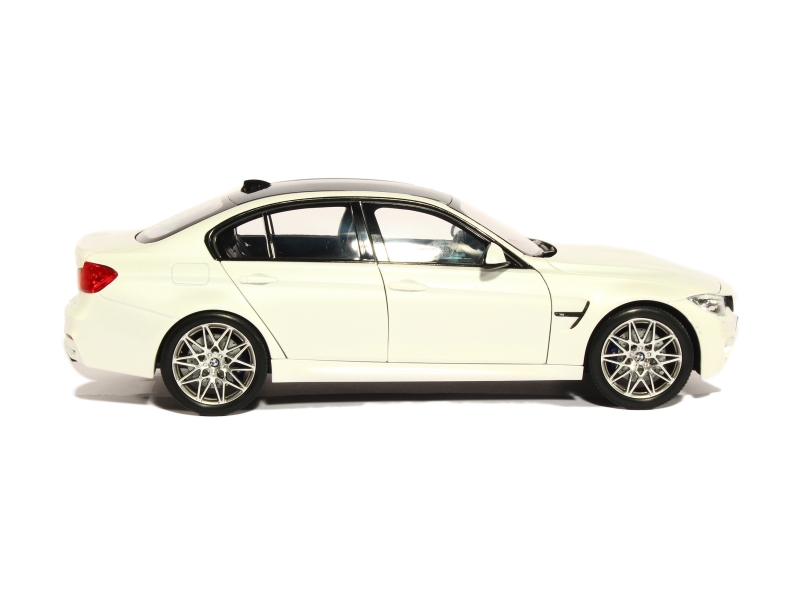 84270 BMW M3 Berline Pack Competition/ F80 2016