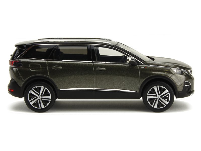 84464 Peugeot 5008 GT 2016