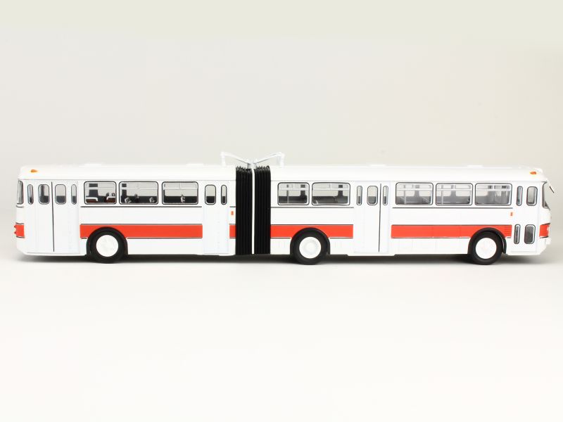 84566 Ikarus 180 Autobus Articulé