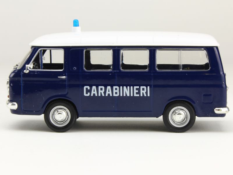 84577 Fiat 238 Minivan Carabinieri