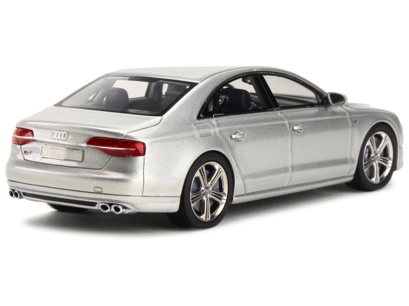 84656 Audi S8 PA 2014